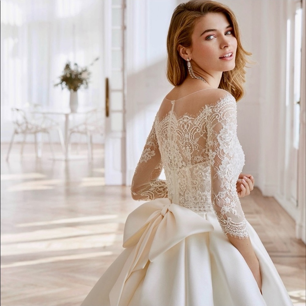 GORGEOUS Rosa Clara Aire Barcelona Wedding Dress Gown With Bow Lace Ivory